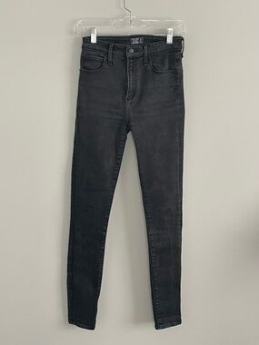 Abercrombie & Fitch Black Skinny Jeans